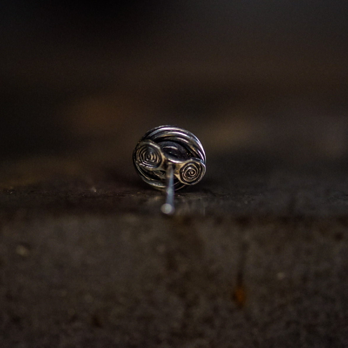 WHIRLPOOL STUD SILVER